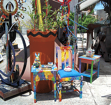 Neighborhood Gallery's Courtyard